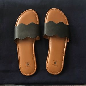 Scalloped Slide Sandals NWOT